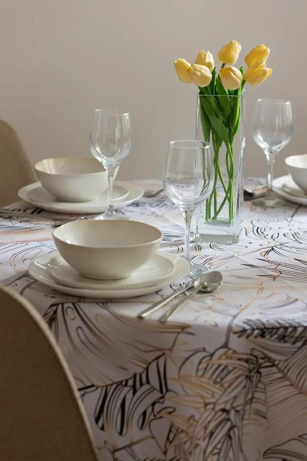 Bright Apartment Wola Near Metro Station By Noclegi Renters Varşova